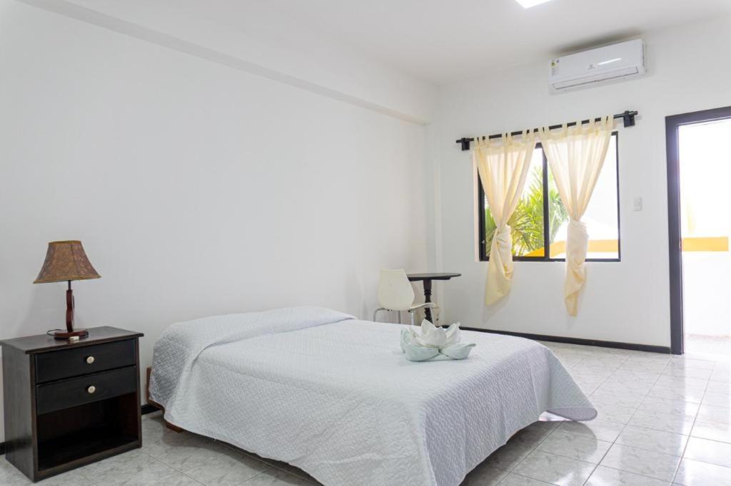 Hotel Pelican Bay Puerto Ayora  Εξωτερικό φωτογραφία
